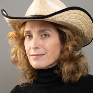 Autoportrait au chapeau